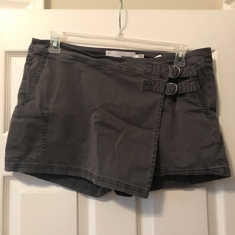 Skort